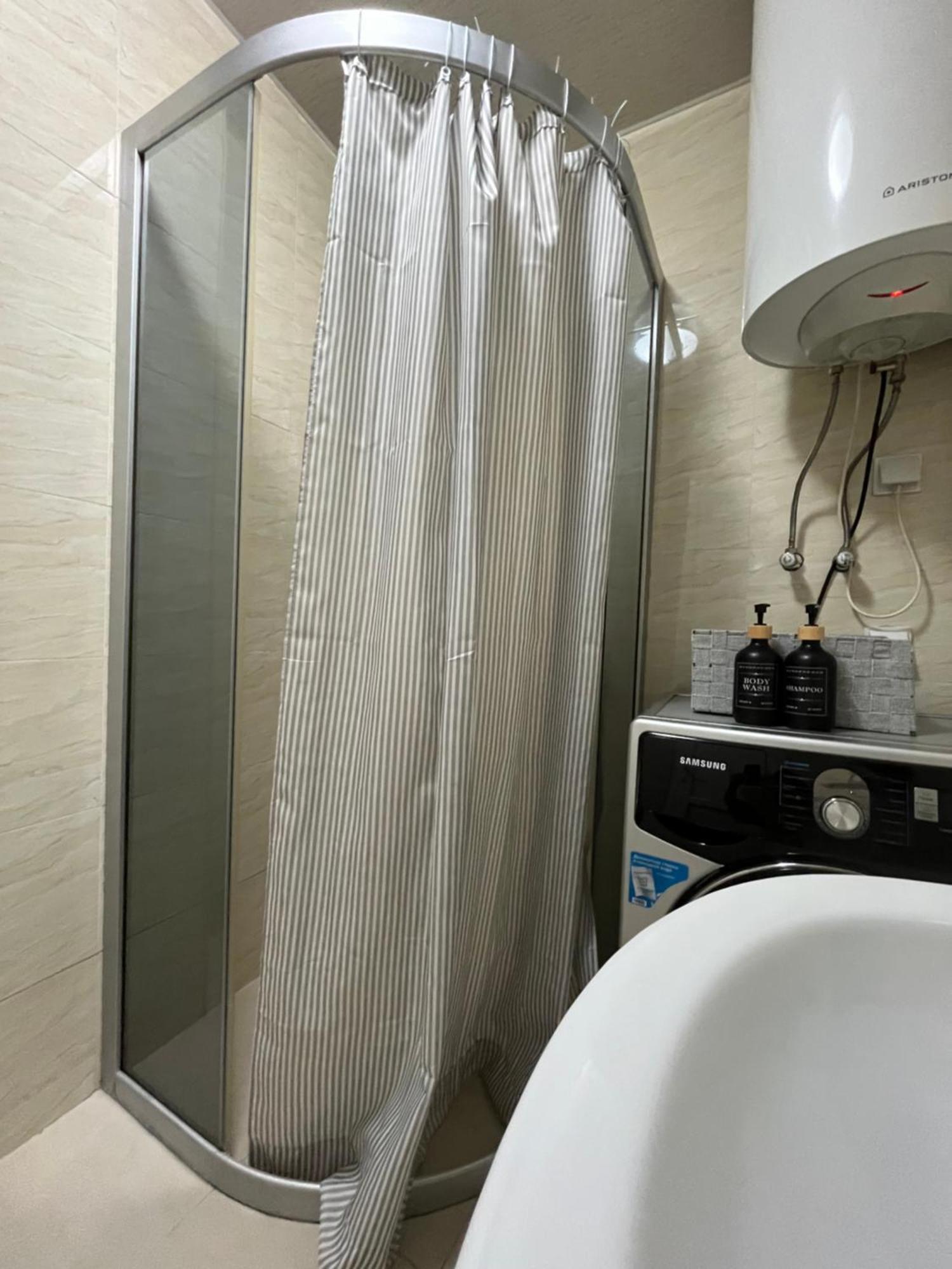 Sea Towers Lux 17-05 Apartment Batumi Exterior photo